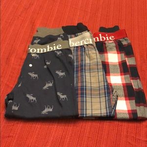 Buys Abercrombie Pajama Bottoms